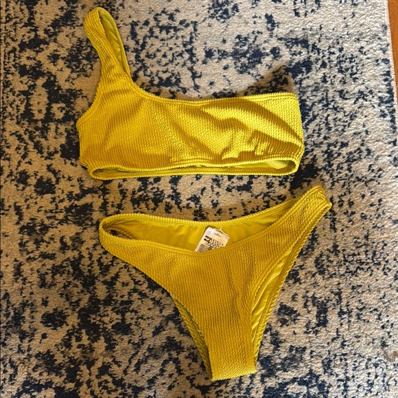 Billabong Other - Billabong Yellow One-Shoulder Bikini Set